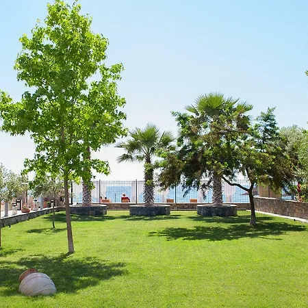 Casa Paradiso 5*